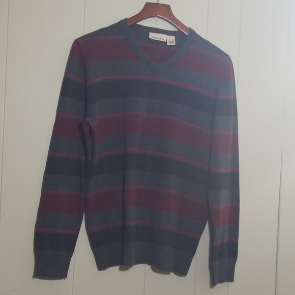 DKNY Jeans V Neck Gray/Cranberry Striped Sweater - Picture 3 of 8